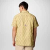 Cămașă cu mânecă scurtă PFG Super Slack Tide™ pentru bărbați – New Orleans Saints