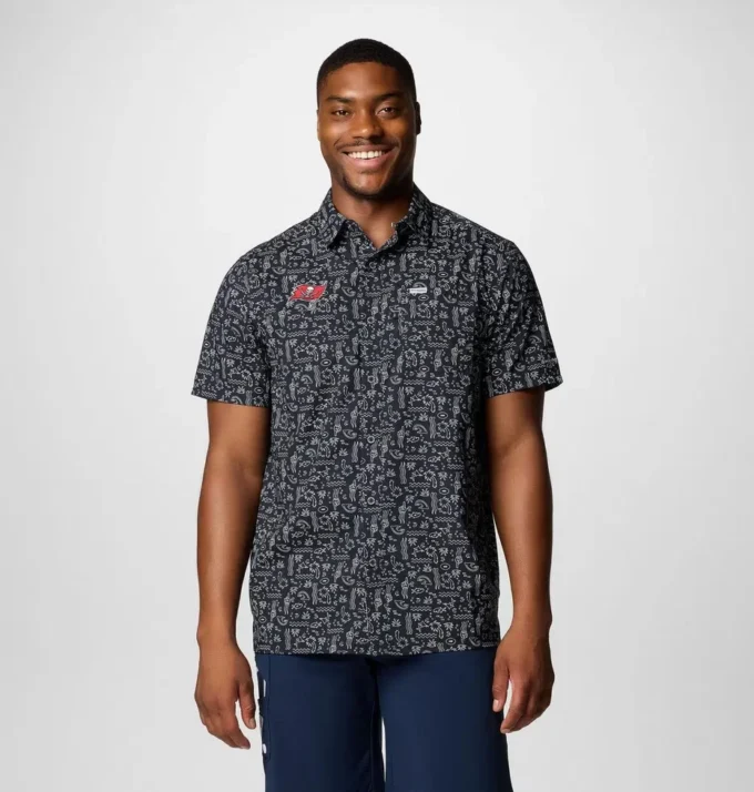 Cămașă cu mânecă scurtă PFG Super Slack Tide™ pentru bărbați – Tampa Bay Buccaneers