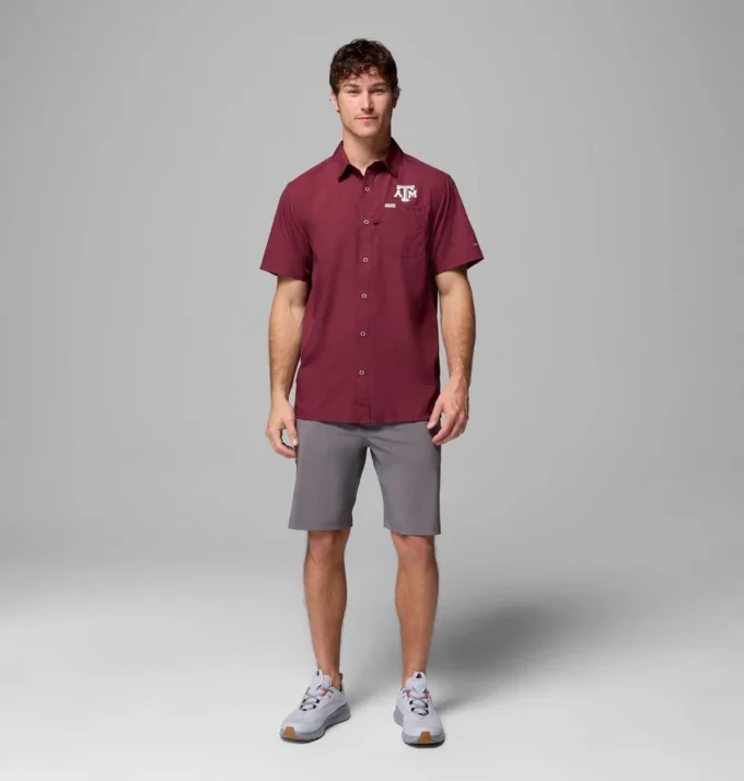 Cămașă pentru bărbați Collegiate PFG Slack Tide™ Camp – Texas A&M Cămașă pentru bărbați Collegiate PFG Slack Tide™ Camp – Texas A&M
