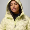 Jacheta cu glugă din puf Alpine Crux™ IV pentru femei