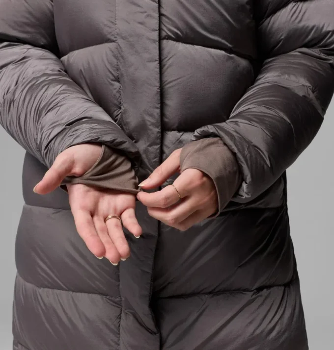 Jacheta lungă cu glugă pentru femei Amaze Puff™