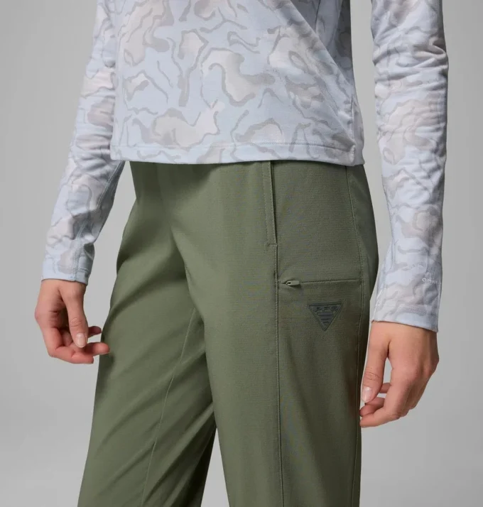 Pantaloni PFG Uncharted™ pentru femei Pantaloni PFG Uncharted™ pentru femei